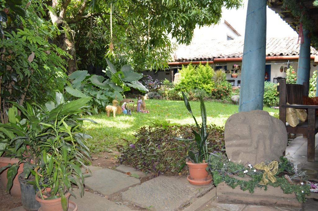 Casona Los Vega Izalco Exterior photo