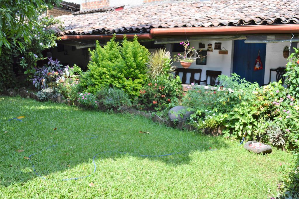 Casona Los Vega Izalco Exterior photo