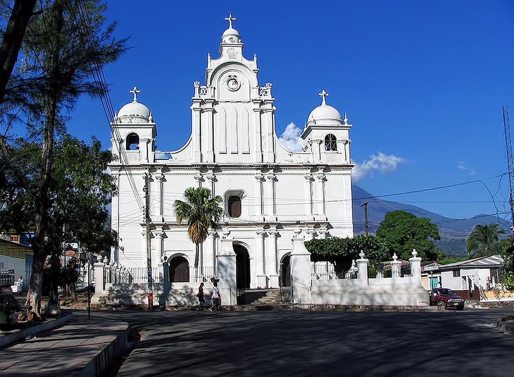 Casona Los Vega Izalco Exterior photo